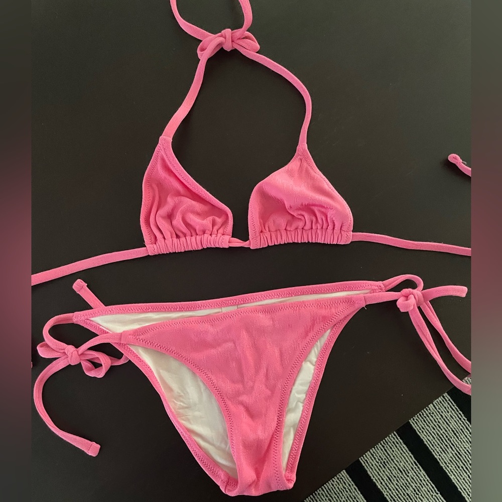 Solid & Stripe pink bikini